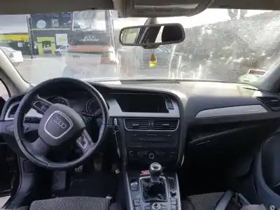 Veículo de Sucata audi a4 berlina (b8) básico quattro do ano 2009 alimentado cdnc