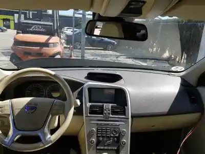 Veicolo di demolizione volvo xc60 kinetic awd dell'anno 2009 alimentato d5244t14