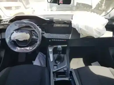 Veículo de Sucata peugeot 308 active pack bluehdi 130 s&s do ano 2022 alimentado yh01