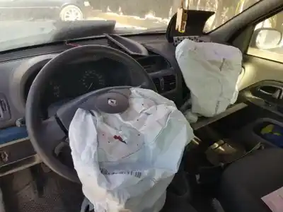 Scrapping Vehicle renault clio ii fase ii (b/cb0) base authentique of the year 2003 powered d4fb712
