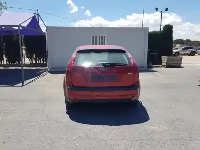 Veículo de Sucata ford focus berlina (cap) ambiente (d) do ano 2006 alimentado kkda