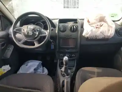 Scrapping Vehicle dacia duster ambiance 4x2 of the year 2017 powered h4m738