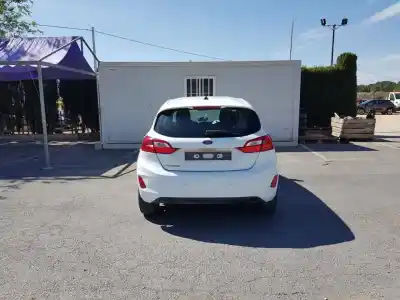 Sloopvoertuig ford fiesta (ce1) trend van het jaar 2017 aangedreven xujg