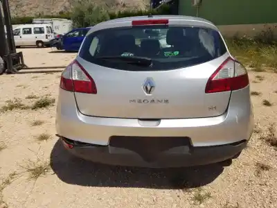 Vehicul casat renault                                            megane iii berlina 5 p                                                                                                                                                                                                                                     authentique                                                                                                                                                                                                                                                al anului 2012 alimentat k9kh834