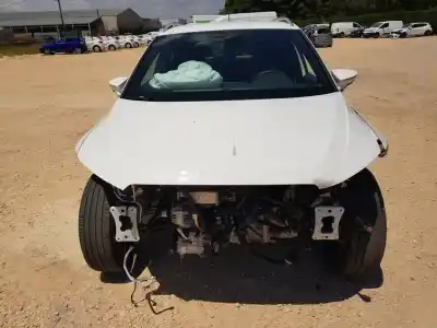 Vehicul casat seat arona xcellence al anului 2022 alimentat dlaa