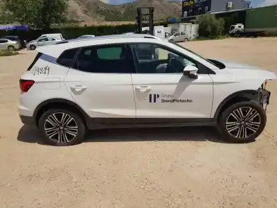 Vehicul casat seat arona xcellence al anului 2022 alimentat dlaa