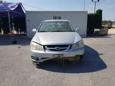 Sloopvoertuig kia cerato 2.0 lx crdi familiar van het jaar 2006 aangedreven d4ea