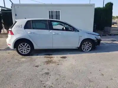 Veículo de Sucata volkswagen                                         golf vii lim. (bq1)                                                                                                                                                                                                                                        advance                                                                                                                                                                                                                                                    do ano 2018 alimentado daca