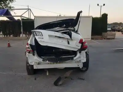 Veículo de Sucata peugeot 308 active bussines do ano 2020 alimentado yh01