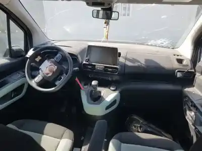 Veículo de Sucata citroen berlingo start m do ano 2021 alimentado hn05