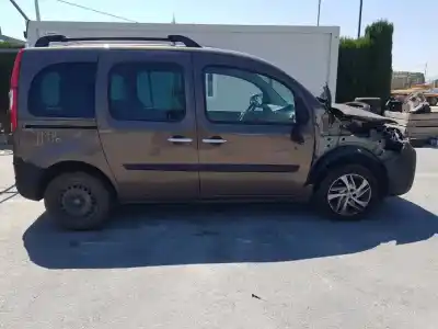 Veículo de Sucata renault kangoo expression do ano 2013 alimentado k9k608