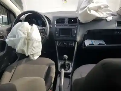 Veicolo di demolizione volkswagen polo (6c1) comfortline bluemotion dell'anno 2014 alimentato cus