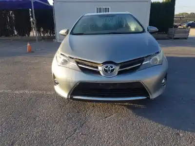 Scrapping Vehicle toyota auris active of the year 2014 powered 1zr