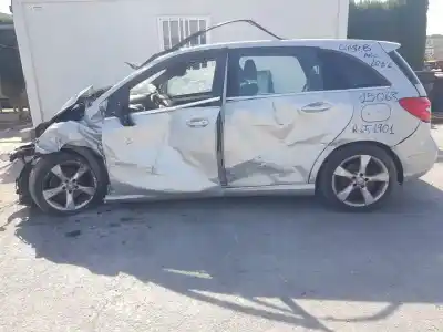 Утилизация автомобиля MERCEDES-BENZ CLASE B (W246) B 200 CDI (246.208) года 2012 питание 651901