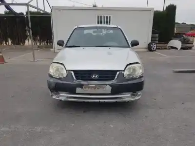 Veicolo di demolizione hyundai accent (lc) gl 4p dell'anno 2003 alimentato g4ea