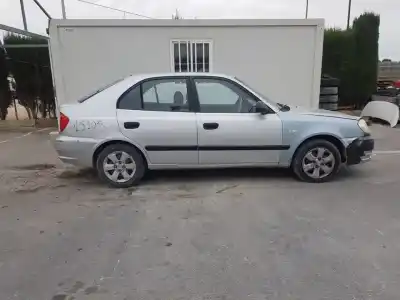 Veicolo di demolizione hyundai accent (lc) gl 4p dell'anno 2003 alimentato g4ea