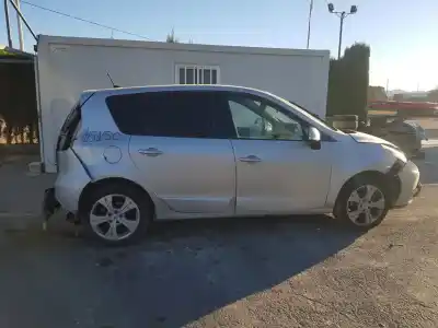 Здавання транспортного засобу renault scenic iii dynamique року 2011 потужний k9k836