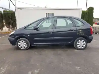 Sloopvoertuig citroen xsara picasso 1.6 16v exclusive van het jaar 2001 aangedreven nfv