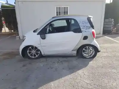 Veicolo di demolizione smart fortwo coupe electric drive / eq pull&bear (453.391) dell'anno 2019 alimentato 5al60