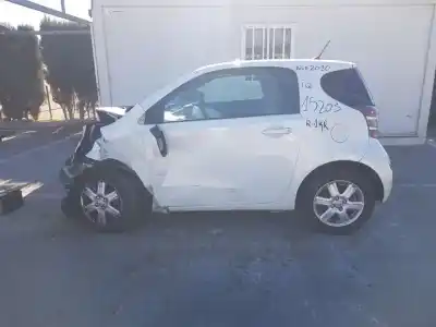 Veículo de Sucata toyota iq básico do ano 2010 alimentado 1kr