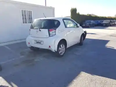 Veículo de Sucata toyota iq básico do ano 2010 alimentado 1kr
