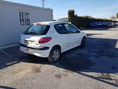 Vehicul casat peugeot 206 berlina x-line al anului 2003 alimentat wjy