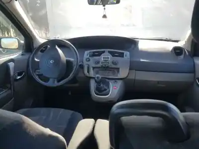 Veicolo di demolizione renault scenic ii authentique dell'anno 2005 alimentato f9q812