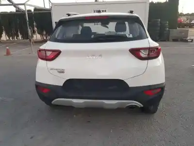 Veículo de Sucata kia stonic (ybcuv) tech do ano 2022 alimentado g3lf