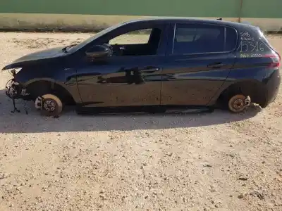 Veículo de Sucata peugeot 308 gt do ano 2020 alimentado ah01