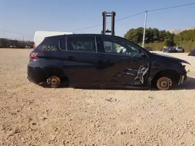 Veículo de Sucata peugeot 308 gt do ano 2020 alimentado ah01