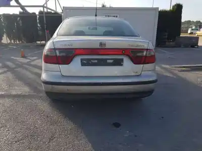 Sloopvoertuig seat toledo (1m2) select van het jaar 2002 aangedreven asv