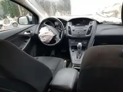 Veículo de Sucata ford focus lim. business do ano 2016 alimentado pndd