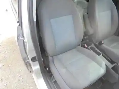 Здавання транспортного засобу ford focus c-max (cap) ambiente (d) року 2007 потужний 