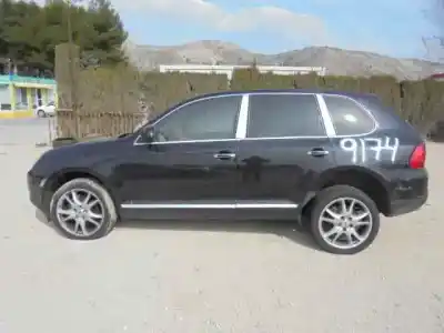Здавання транспортного засобу PORSCHE CAYENNE (TYP 9PA) Básico року 2004 потужний BFD