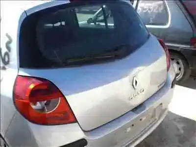 Veicolo di demolizione renault clio iii 1.5 dci diesel dell'anno 2005 alimentato k9km7