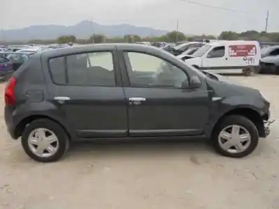Veicolo di demolizione dacia sandero ambiance dell'anno 2008 alimentato k7mf710