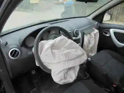 Veicolo di demolizione dacia sandero ambiance dell'anno 2008 alimentato k7mf710