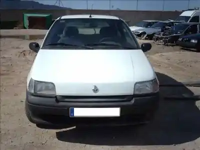 Здавання транспортного засобу renault clio i fase i+ii (b/c57) 1.2 alize року 1990 потужний 