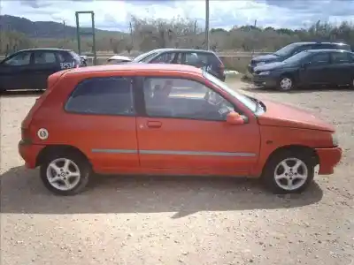 Veículo de Sucata renault clio i fase i+ii (b/c57) 1.2 alize do ano 1990 alimentado 