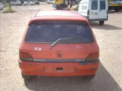 Veículo de Sucata renault clio i fase i+ii (b/c57) 1.2 alize do ano 1990 alimentado 