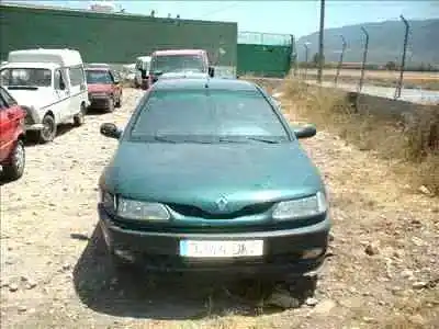 Veículo de Sucata renault laguna (b56) 2.2 diesel do ano 1994 alimentado g8t706
