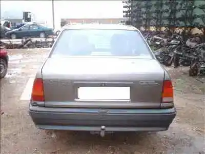 Veículo de Sucata opel kadett e gl berlina do ano 1984 alimentado 