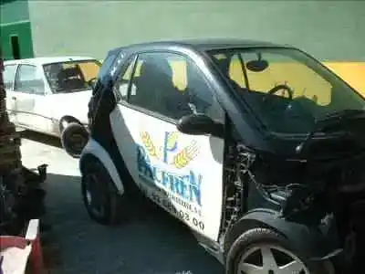 Veicolo di demolizione smart coupe smart fun dell'anno 2001 alimentato g11