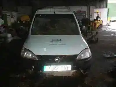 Veículo de Sucata opel combo 1.3 16v cdti do ano 2002 alimentado 