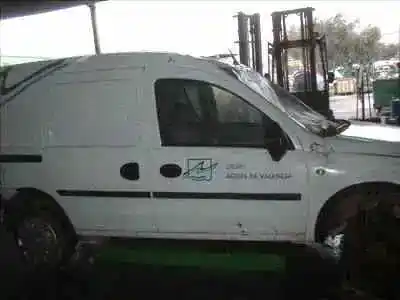 Veículo de Sucata opel combo 1.3 16v cdti do ano 2002 alimentado 