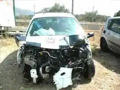 Veículo de Sucata renault scenic ii 1.5 dci diesel do ano 2002 alimentado k9kp732