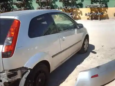 Veículo de Sucata ford fiesta (cbk) ambiente do ano 2001 alimentado fxjb