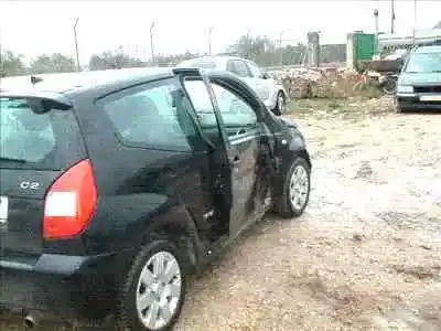 Sloopvoertuig citroen c2 (jm_) 1.4 hdi van het jaar 2001 aangedreven 8hz