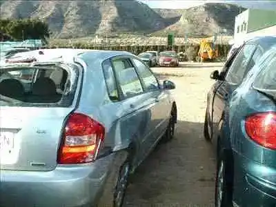 Veículo de Sucata kia cerato 2.0 lx crdi familiar do ano 2004 alimentado d4fb