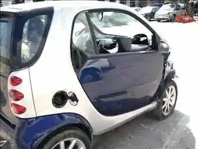 Vehicul casat smart coupe cdi al anului 2003 alimentat 6116104